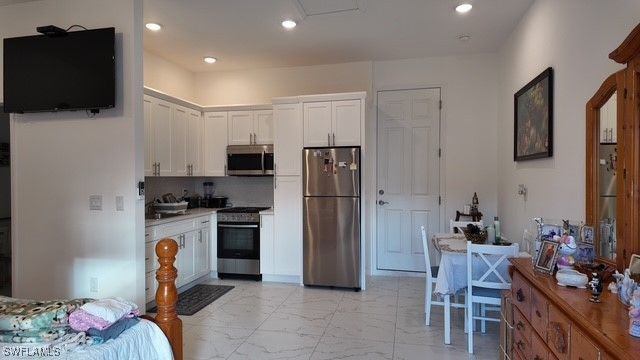 1103 W 13th ST, Lehigh Acres, FL 33972