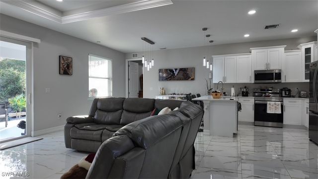 1103 W 13th ST, Lehigh Acres, FL 33972