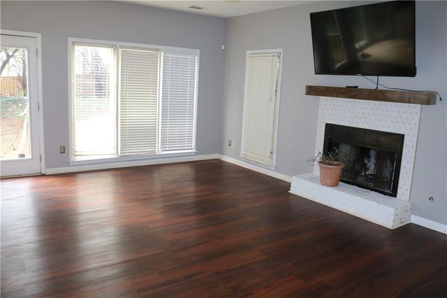 1251 Green Oak Circle, Lawrenceville, GA 30043