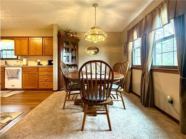 3225 Caprice Drive SW, Warren, OH 44481