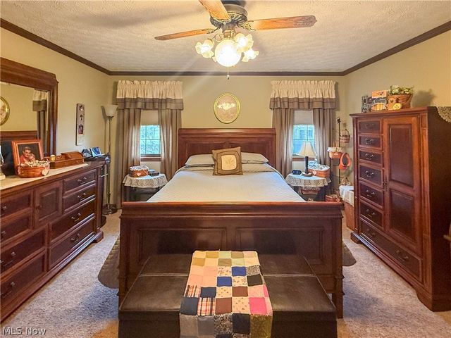 3225 Caprice Drive SW, Warren, OH 44481