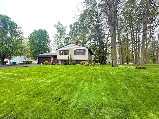 3225 Caprice Drive SW, Warren, OH 44481