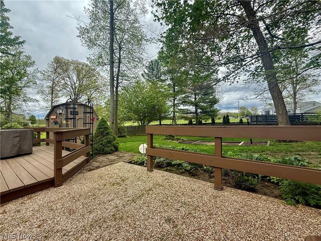 3225 Caprice Drive SW, Warren, OH 44481