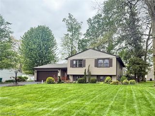 3225 Caprice Drive SW, Warren, OH 44481