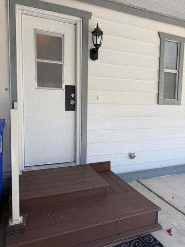 464 Cerritos Way, Cathedral City, CA 92234