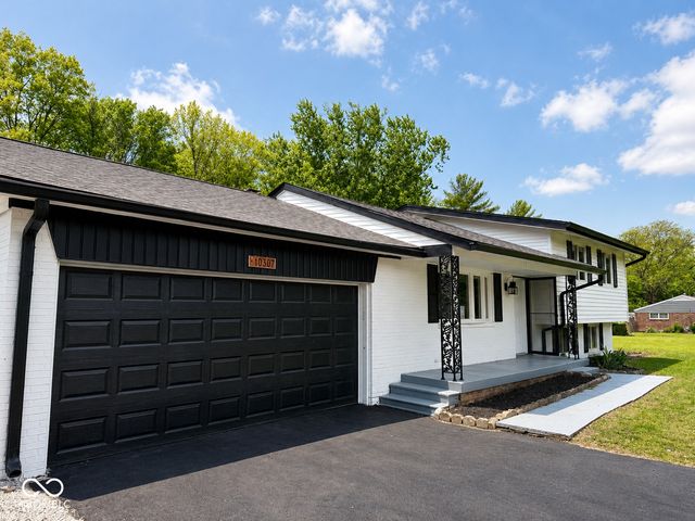10307 S Orchard Park Drive S, Carmel, IN 46280