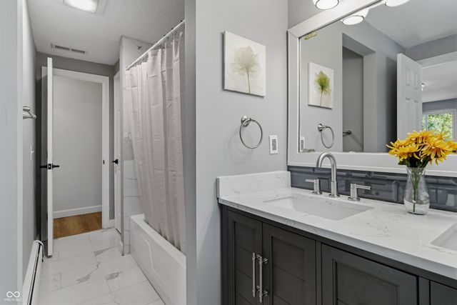10307 S Orchard Park Drive S, Carmel, IN 46280