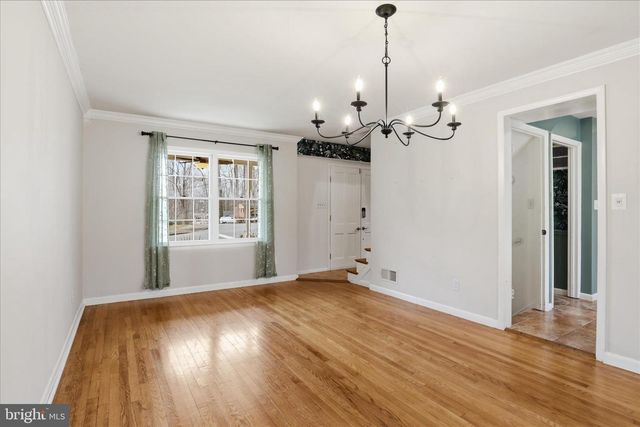 4901 RED FOX DR, Annandale, VA 22003