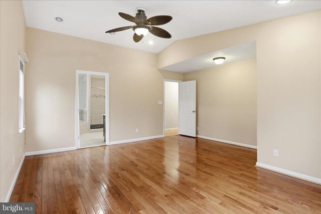 4901 RED FOX DR, Annandale, VA 22003