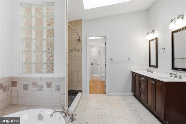 4901 RED FOX DR, Annandale, VA 22003