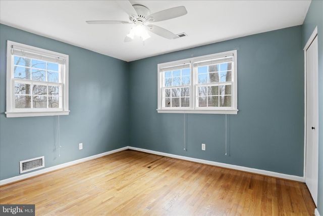 4901 RED FOX DR, Annandale, VA 22003