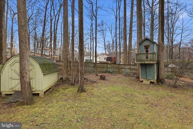 4901 RED FOX DR, Annandale, VA 22003