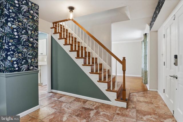 4901 RED FOX DR, Annandale, VA 22003