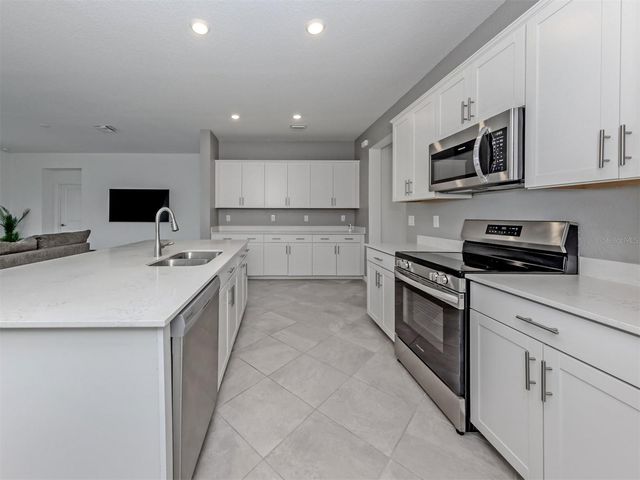 11088 PINOT DRIVE, Venice, FL 34293