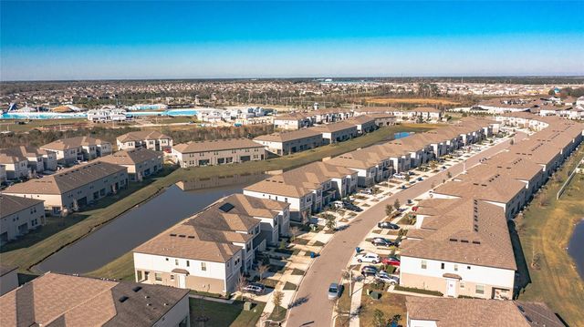 31974 BLUE PASSING LOOP, Wesley Chapel, FL 33545