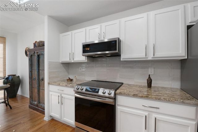 3294 Apogee View, Colorado Springs, CO 80906