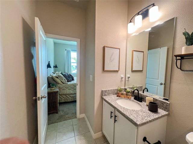 3567 74TH AVENUE CIRCLE E, Sarasota, FL 34243