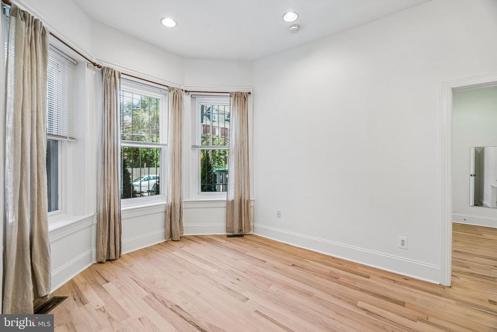 4900 CEDAR AVE #1D, PHILADELPHIA, PA 19143 — photo 3