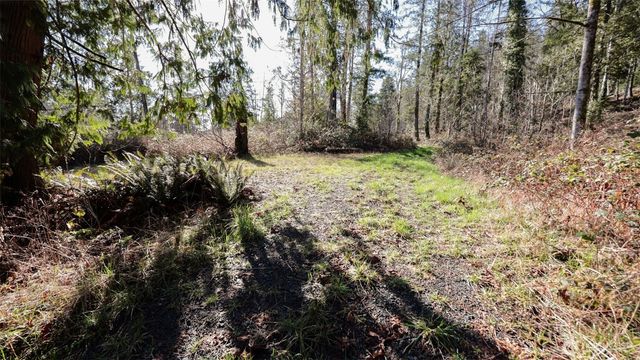 456 N Hwy 101, Hoodsport, WA 98548