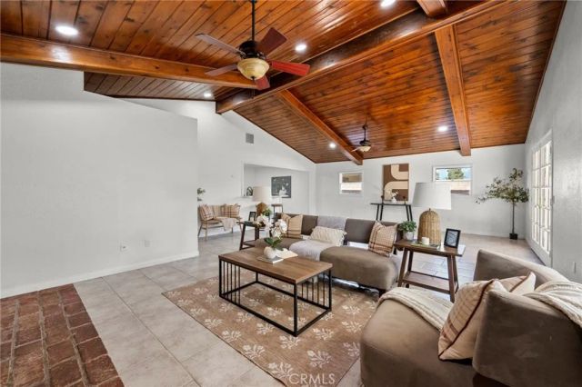 2863 S Cypress Point, Ontario, CA 91761
