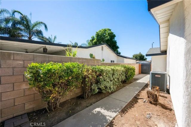 2863 S Cypress Point, Ontario, CA 91761