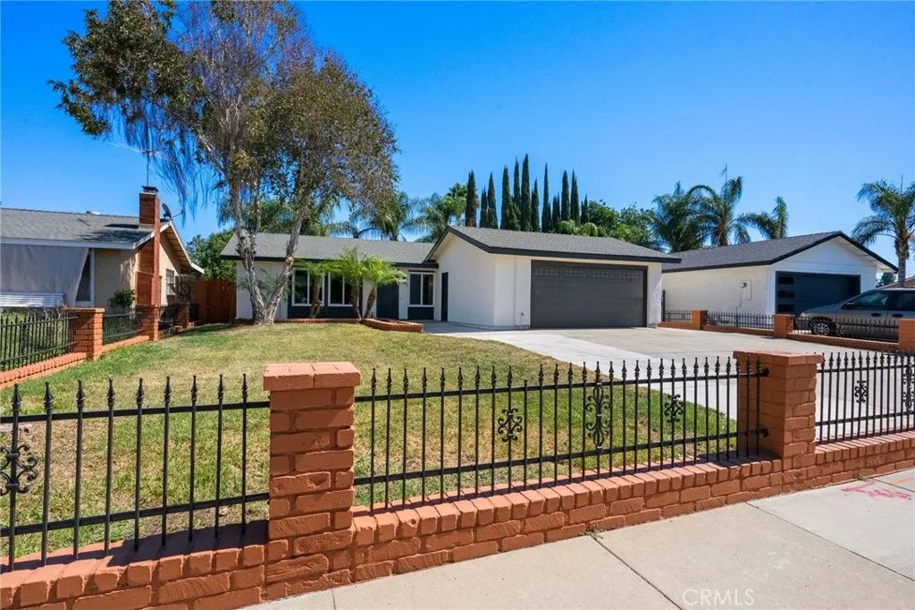 2863 S Cypress Point, Ontario, CA 91761