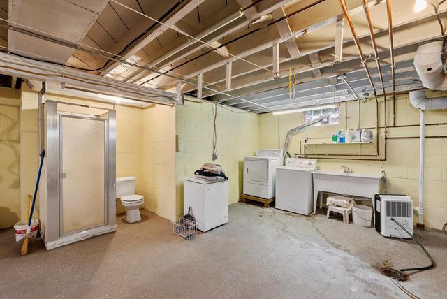 514 S University Avenue, Beaver Dam, WI 53916