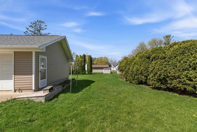 514 S University Avenue, Beaver Dam, WI 53916