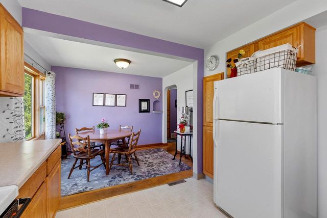 514 S University Avenue, Beaver Dam, WI 53916