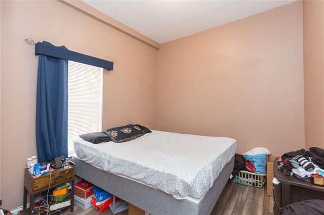 2322 W CHERRY STREET, Tampa, FL 33607