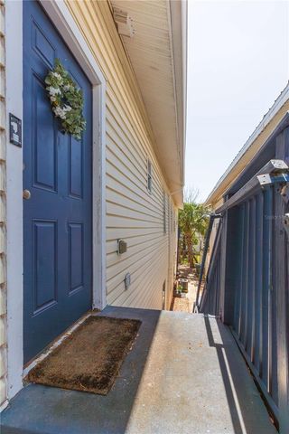 2322 W CHERRY STREET, Tampa, FL 33607