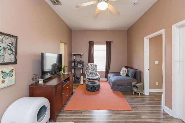 2322 W CHERRY STREET, Tampa, FL 33607