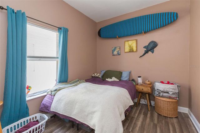 2322 W CHERRY STREET, Tampa, FL 33607