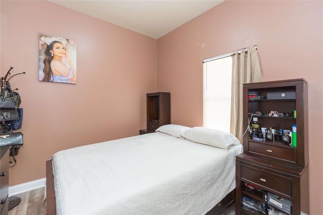 2322 W CHERRY STREET, Tampa, FL 33607