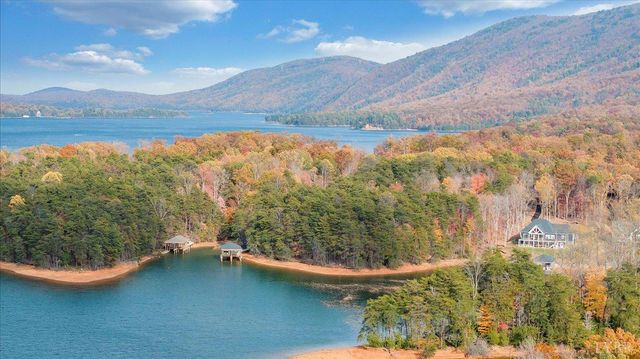 200 Sweetwater Bay Drive, Penhook, VA 24137