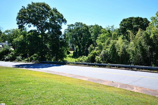 101 Blythe Drive, Greenville, SC 29605
