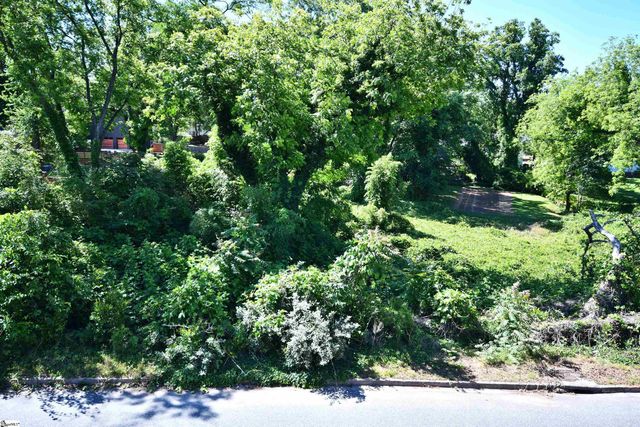 101 Blythe Drive, Greenville, SC 29605