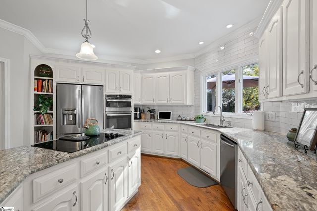 305 Stone Dale Drive, Simpsonville, SC 29681