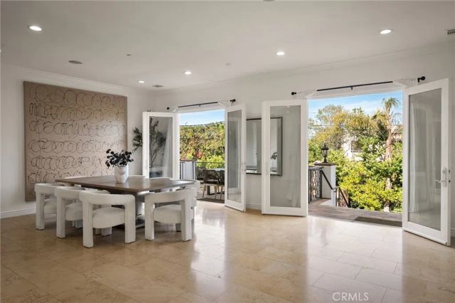 13045 Greenleaf Street, Studio City, CA 91604