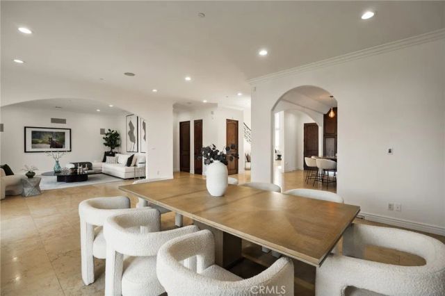 13045 Greenleaf Street, Studio City, CA 91604