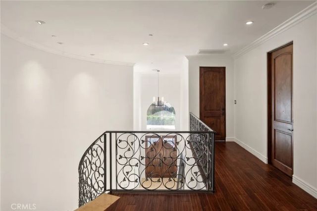 13045 Greenleaf Street, Studio City, CA 91604