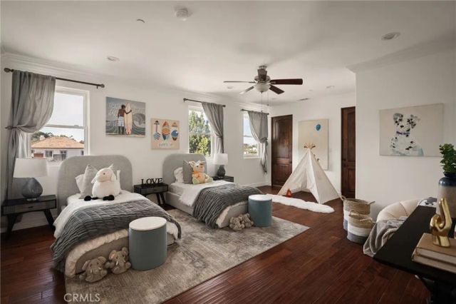 13045 Greenleaf Street, Studio City, CA 91604