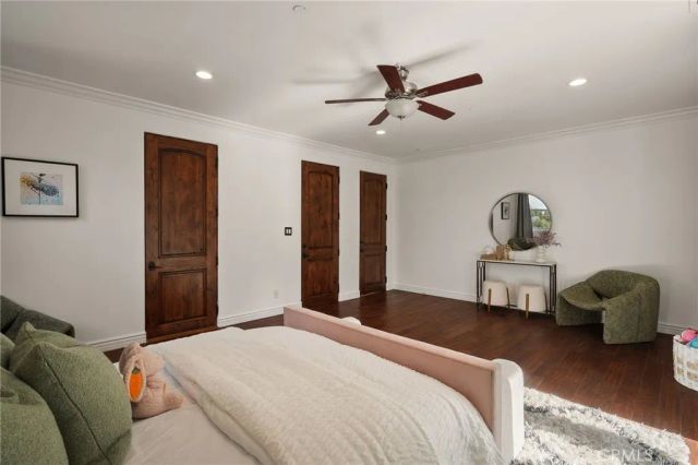 13045 Greenleaf Street, Studio City, CA 91604