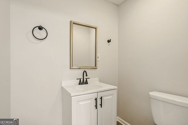 670 Timbergrove Drive SW, Atlanta, GA 30331