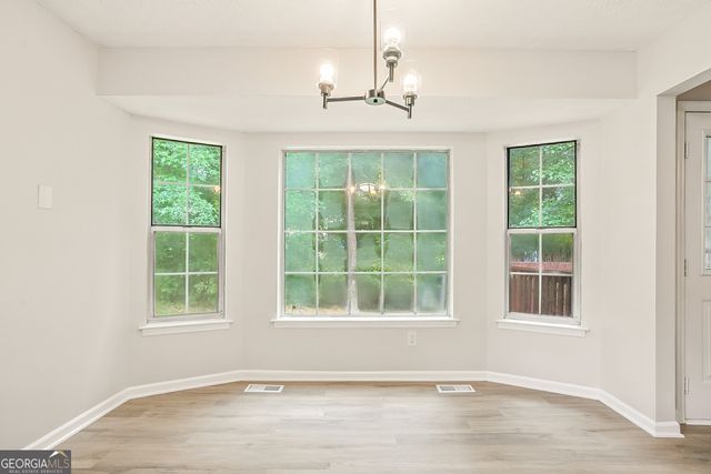 670 Timbergrove Drive SW, Atlanta, GA 30331