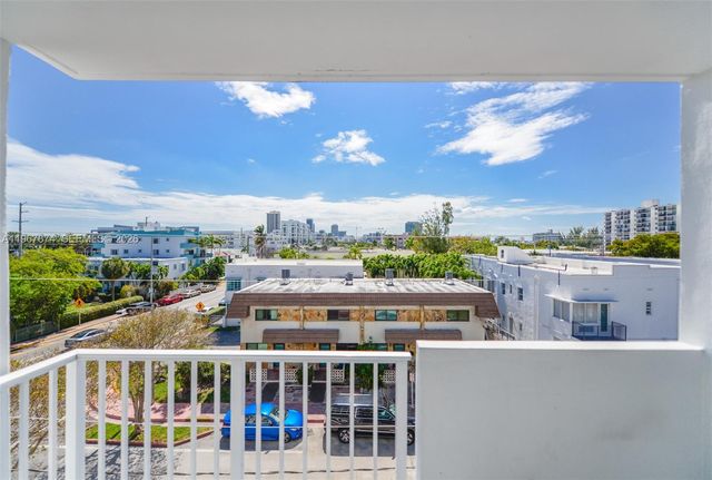 8000 Harding Ave 4B, Miami Beach, FL 33141