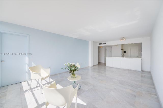 8000 Harding Ave 4B, Miami Beach, FL 33141