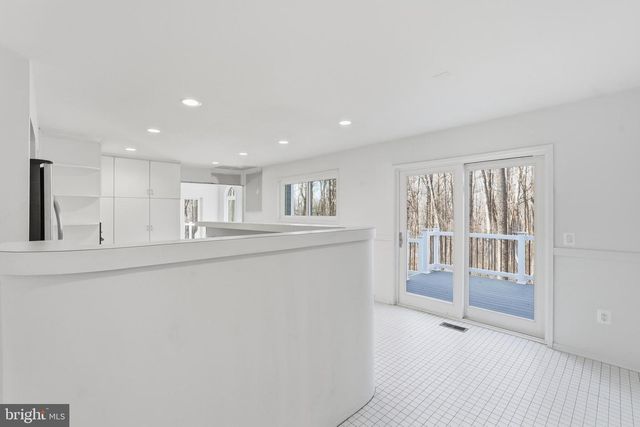 17 ROCKY GLEN CT, Brookeville, MD 20833