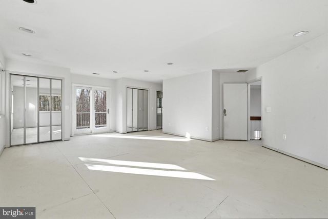 17 ROCKY GLEN CT, Brookeville, MD 20833