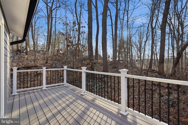 17 ROCKY GLEN CT, Brookeville, MD 20833